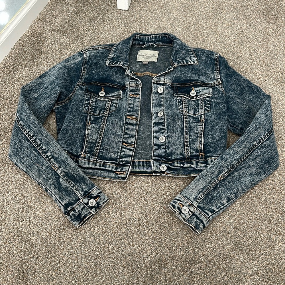Ashley Vintage Charm Acid Washed denim Jean jacket NWOT